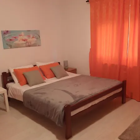 Mir I Tisina דירה *